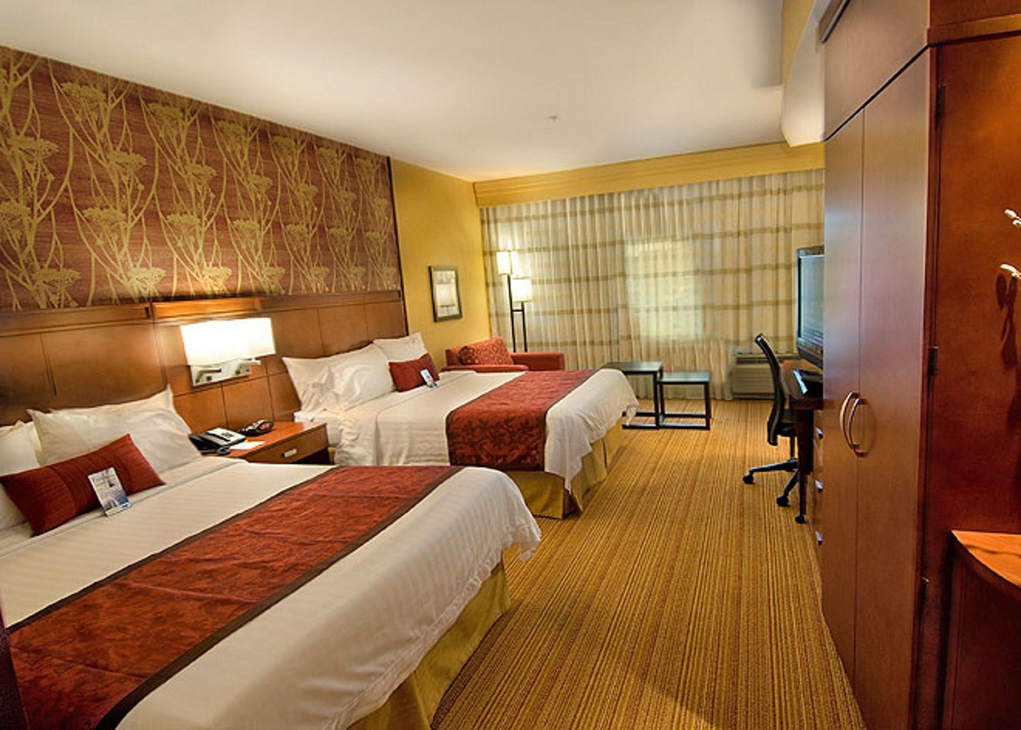 Hotel Courtyard By Marriott Waldorf Exterior foto
